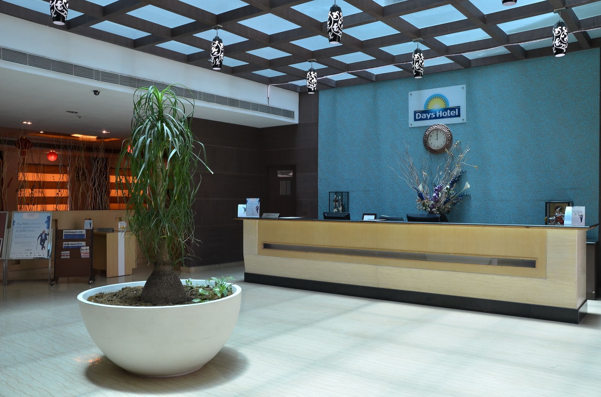 Days Hotel By Wyndham Neemrana Eksteriør bilde